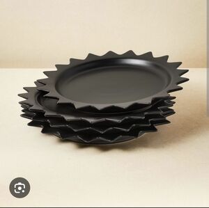 10" 4pk Stoneware Pointed Sun DinnerPlates Black - Opalhouse'"